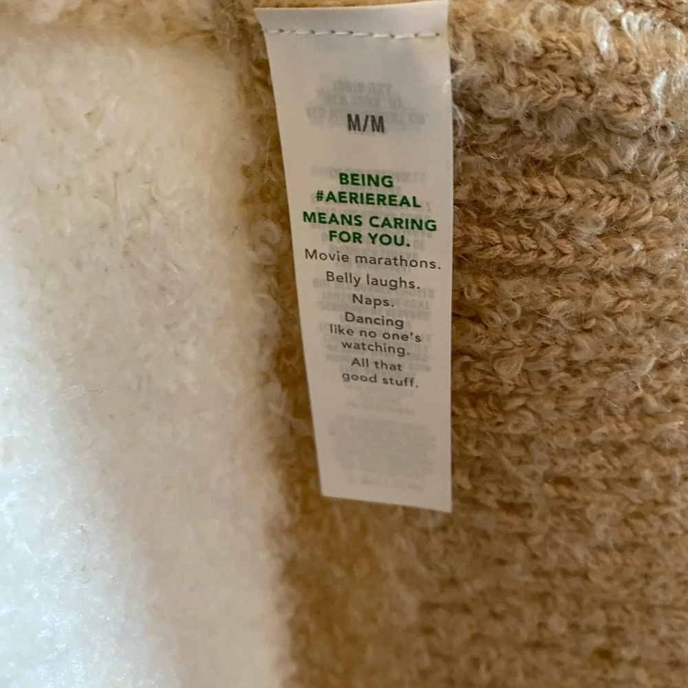 Aerie V-Neck Sweater in Tan and Cream Stripes Size Medium - Picture 5 of 6